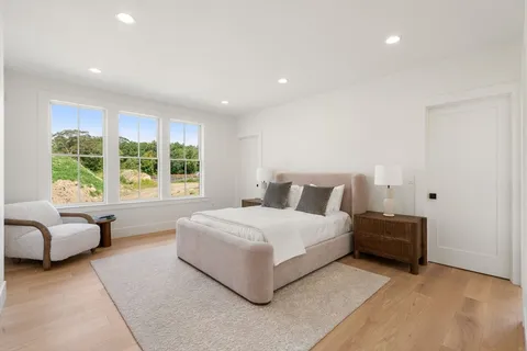 $1,550,000 | 1060 Grove Street, Unit 31, Framingham, MA 01701