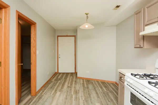 $1,900 | 1420 West Ohio Street, Unit GARDEN, Chicago, IL 60642