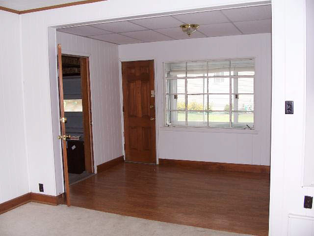 2700 West Petty Road Muncie, IN 47304 - Photo 8 of 9