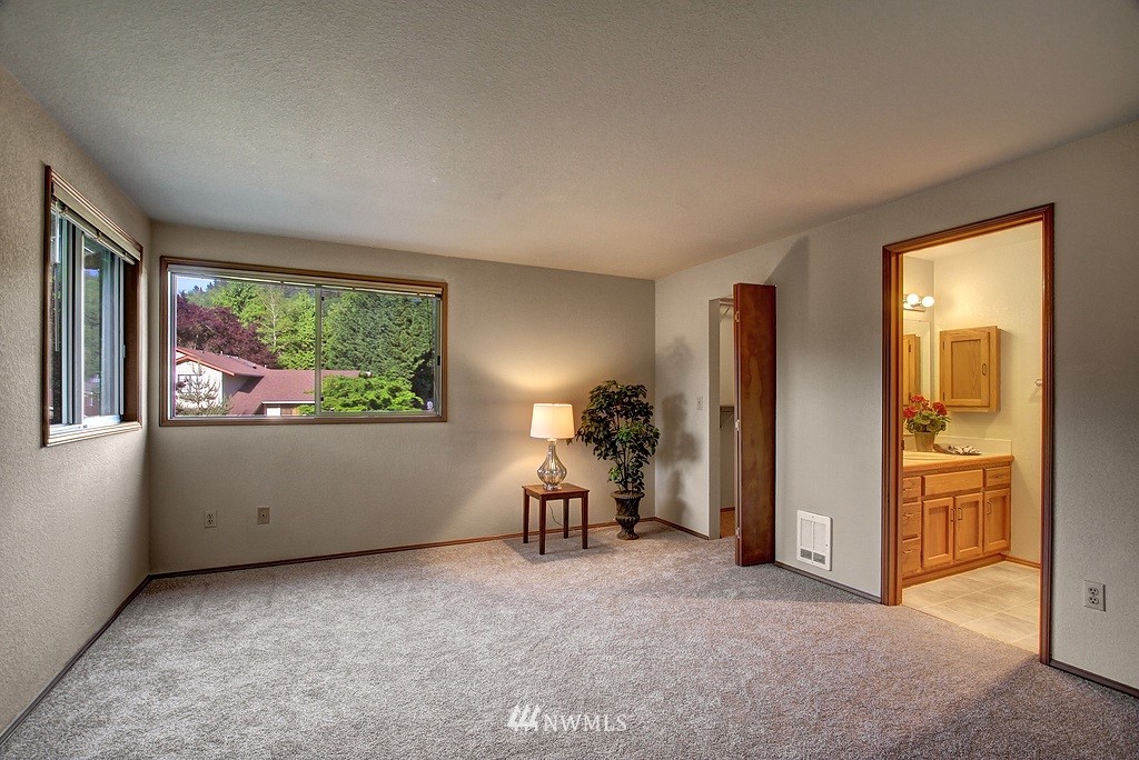 23426 11th Avenue West Bothell, WA 98021 - Photo 14 of 17