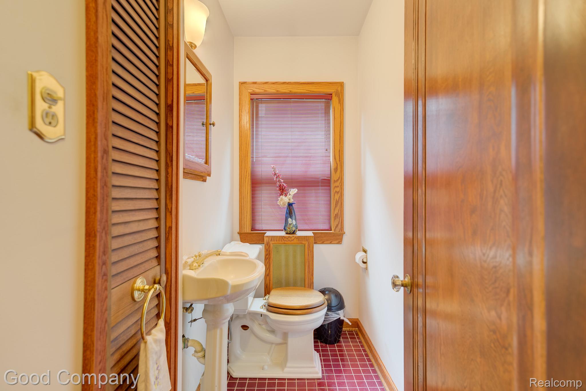 23 Hanover Road Pleasant Ridge, MI 48069 - Photo 21 of 52 23 Hanover Rd.-29.jpg