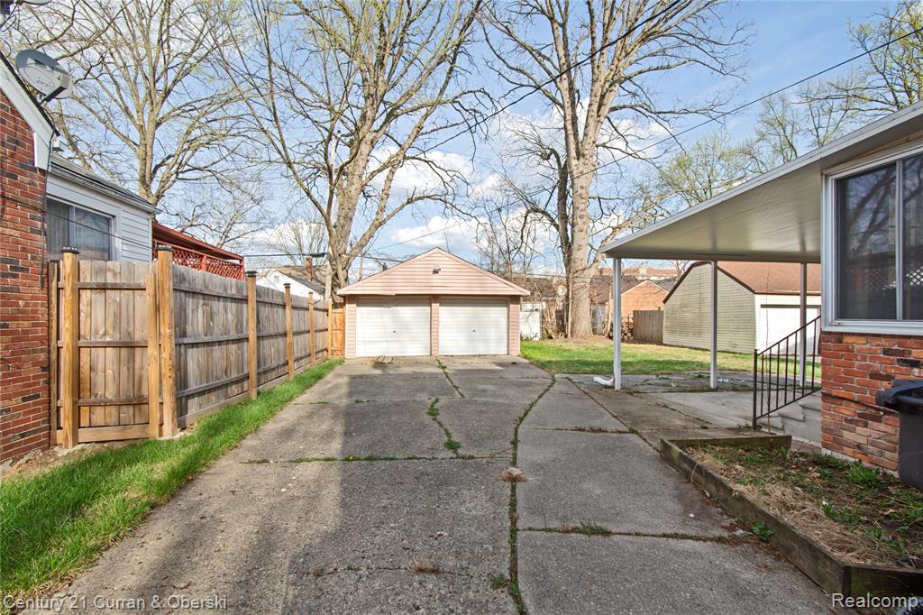 16166 Sunderland Road Detroit, MI 48219 - Photo 32 of 38