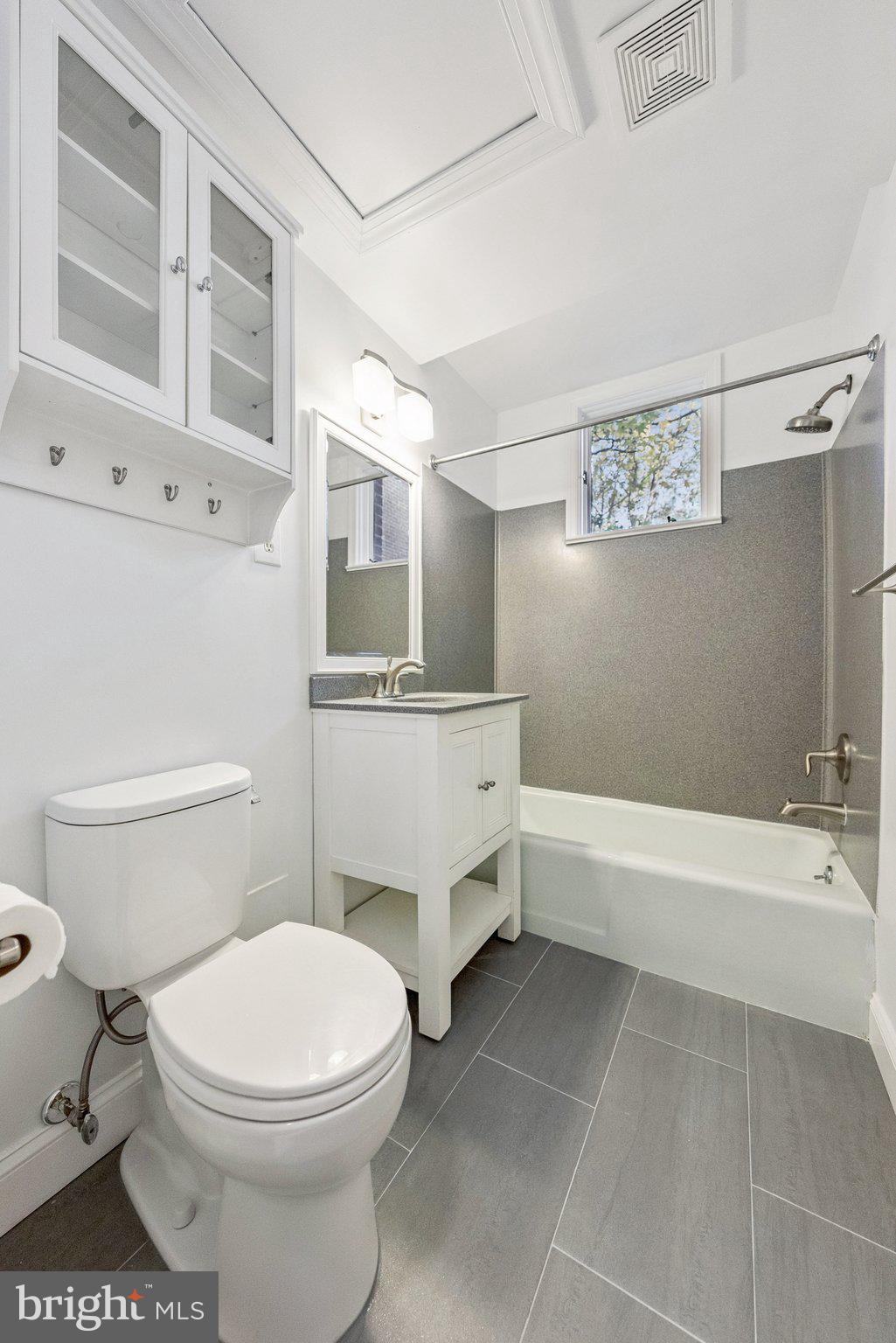 18 9th Street Northeast, Unit 304 Washington, DC 20002 - Photo 17 of 22