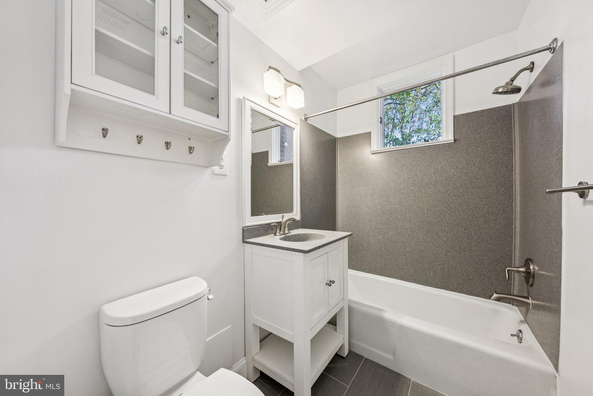 18 9th Street Northeast, Unit 304 Washington, DC 20002 - Photo 18 of 22