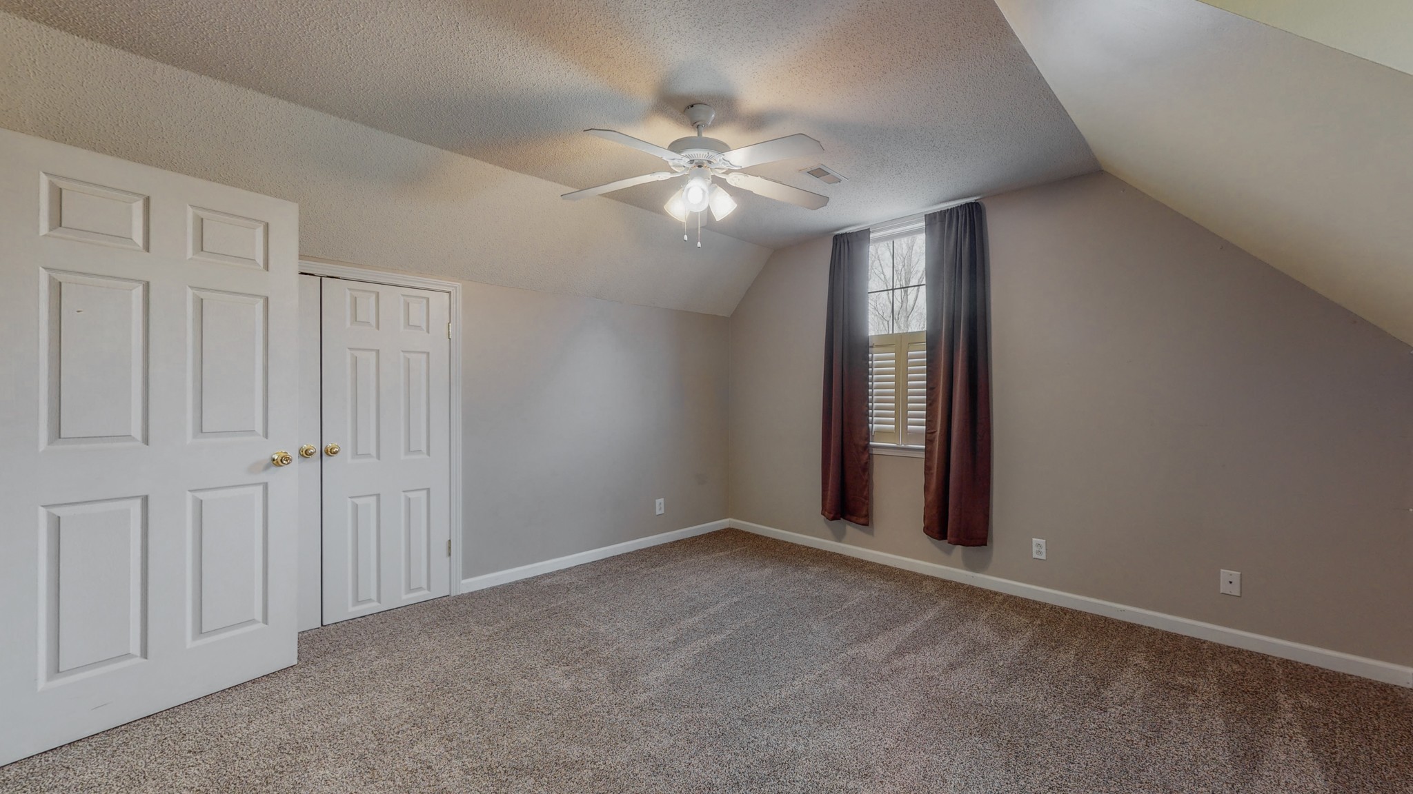 4660 Southside Road Southside, TN 37171 - Photo 14 of 48 a view of an empty room with a window