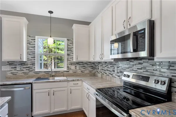 $440,000 | 5700 Hogan Bridge Drive, Providence Forge, VA 23140