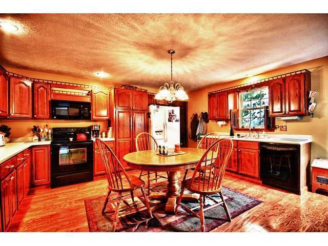 401 Ridgedale Drive Circleville, OH 43113 - Photo 7 of 25 Gallery Image 7