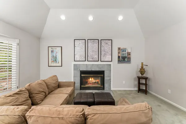 $975,000 | 2230 Hillcrest Way, Carmichael, CA 95608