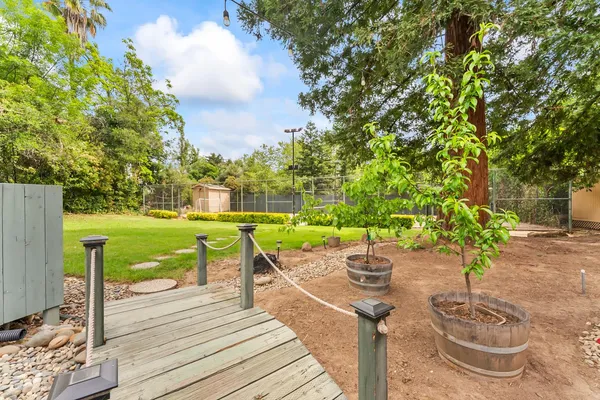 $975,000 | 2230 Hillcrest Way, Carmichael, CA 95608