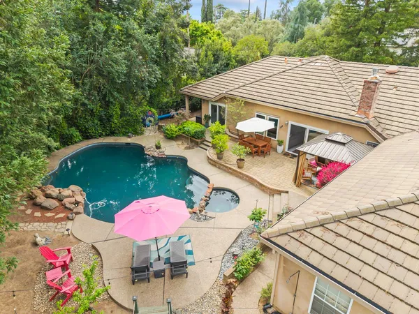 $975,000 | 2230 Hillcrest Way, Carmichael, CA 95608