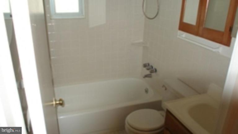 3802 Everton Street Silver Spring, MD 20906 - Photo 12 of 21 Bath #1
