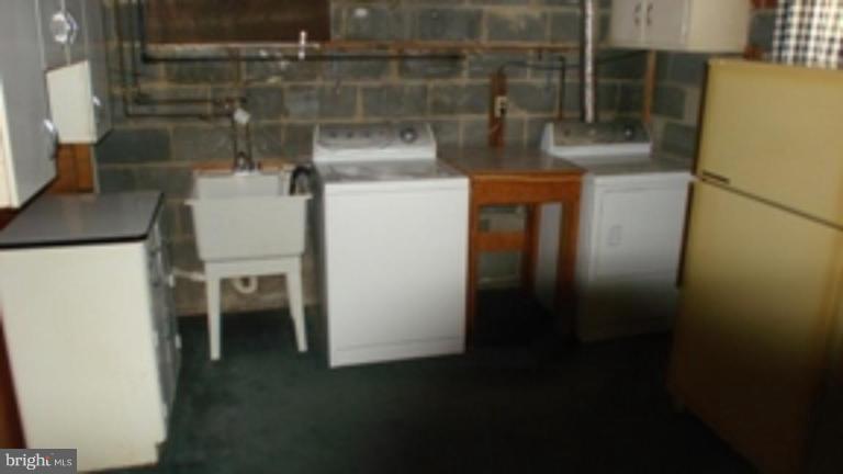 Laundry Area 1