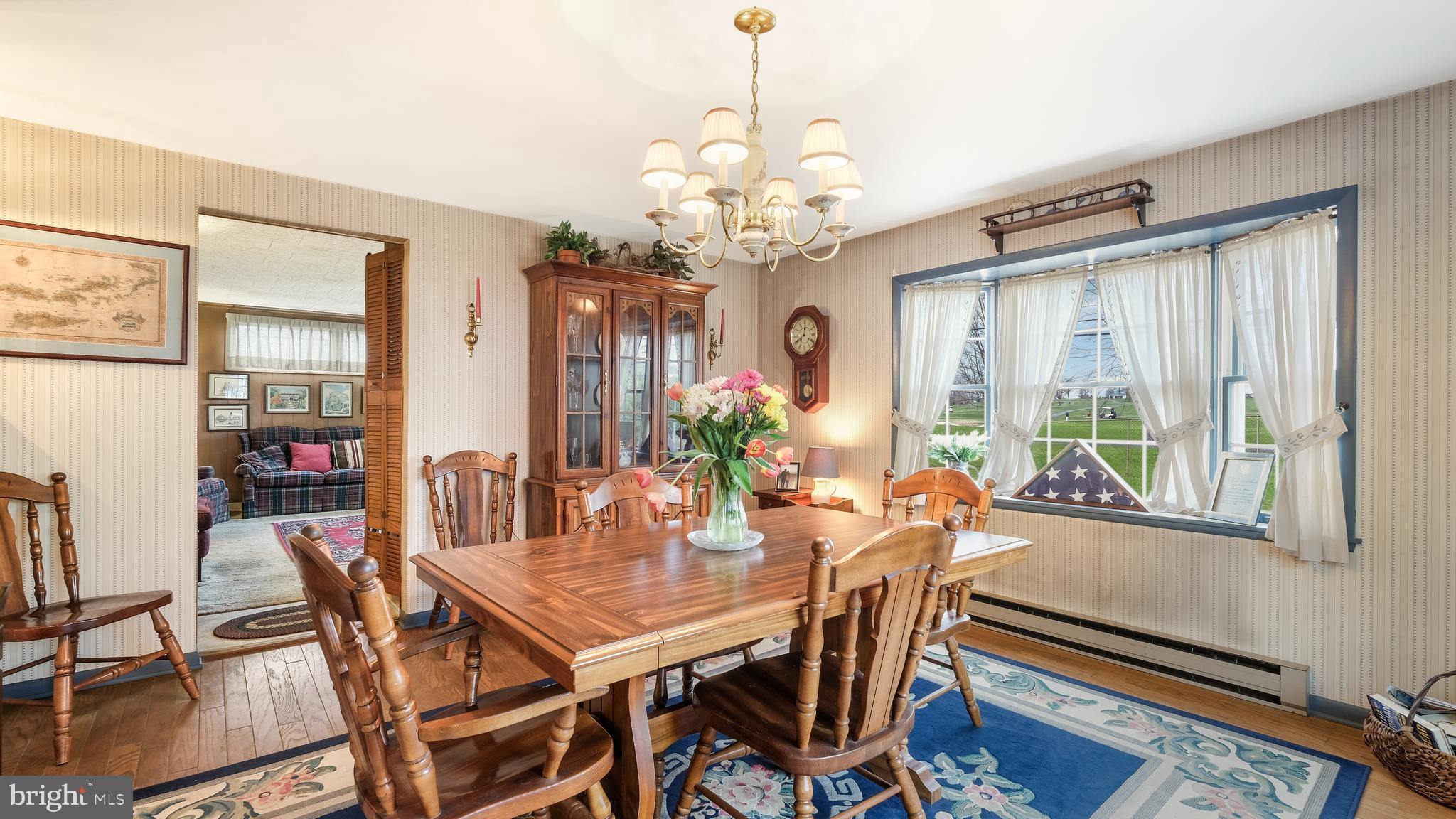 401 Burton Road Oreland, PA 19075 - Photo 12 of 32 Breakfast Room