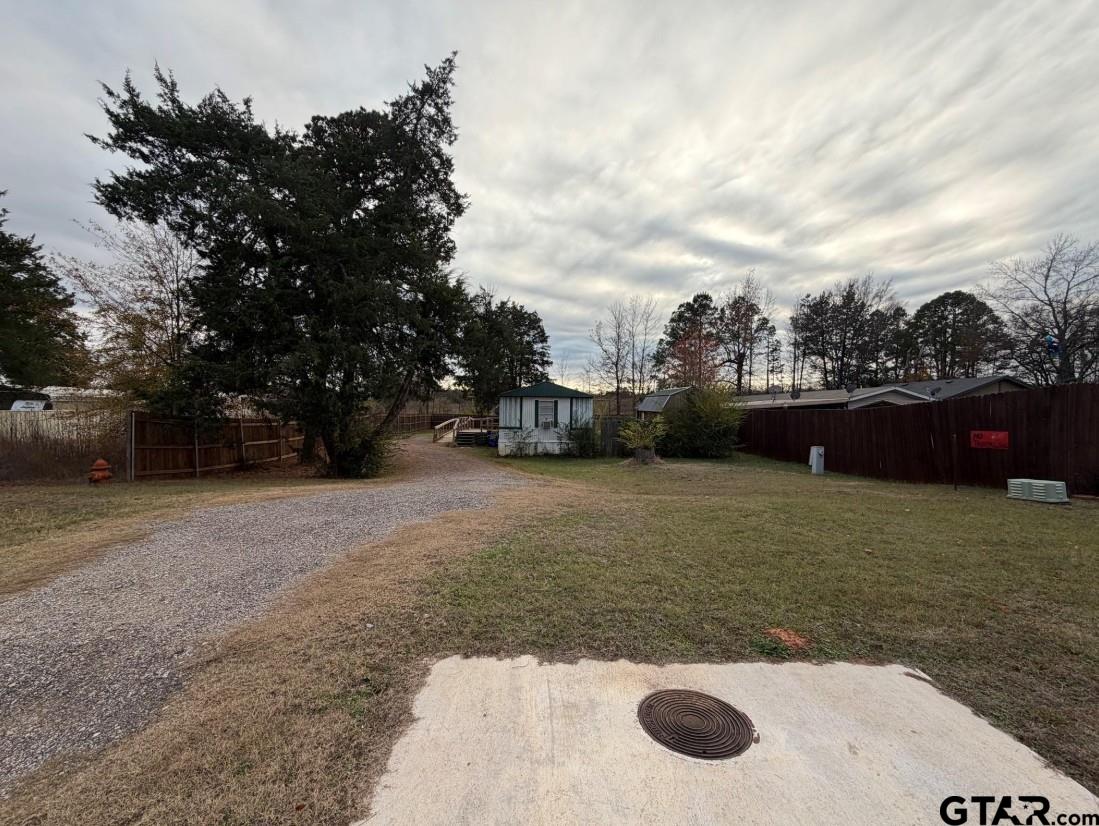 12611 Fannin Parkway Tyler, TX 75708 - Photo 4 of 15 a view of outdoor space and yard