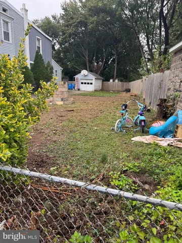 $29,990 | 209 Pusey Avenue, Darby, PA 19023