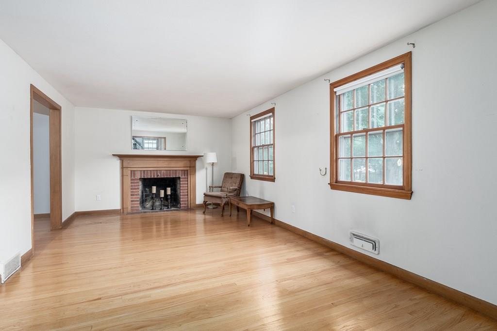 78 Helen Road Braintree, MA 02184 - Photo 8 of 30 Gallery Image 8