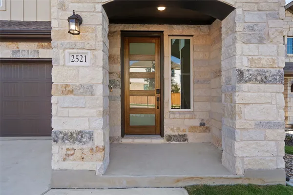 $2,550 | 2521 Dabster Drive, Leander, TX 78641