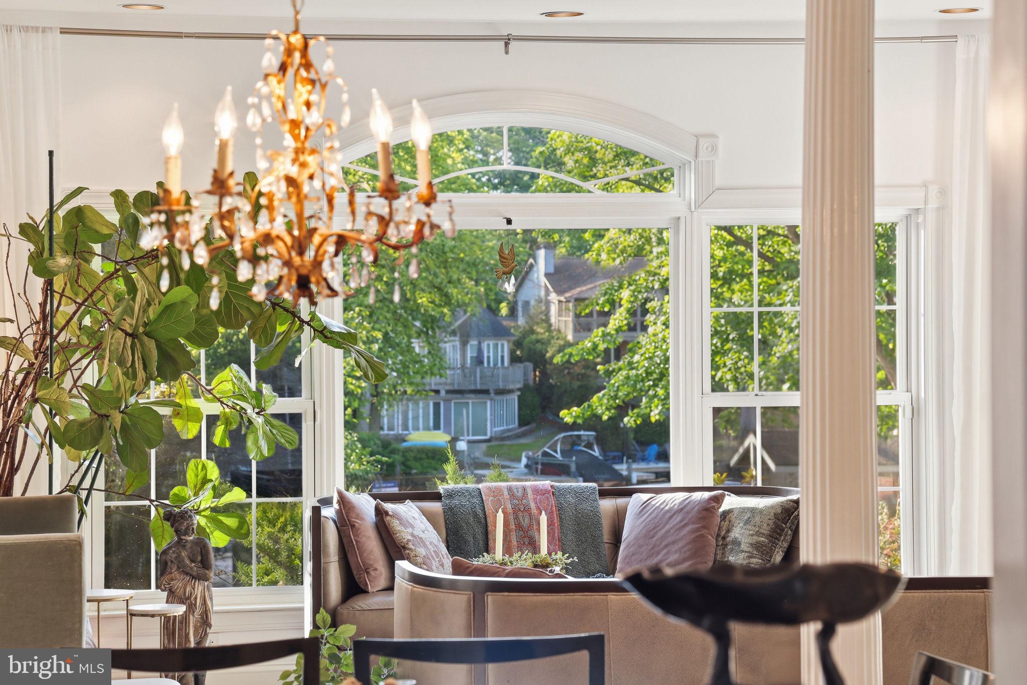 143 Edgemont Circle Locust Grove, VA 22508 - Photo 4 of 85 a living room with furniture and a large window