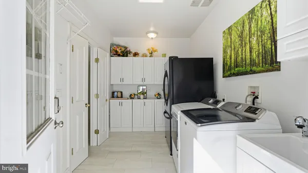 $825,000 | 143 Edgemont Circle, Locust Grove, VA 22508