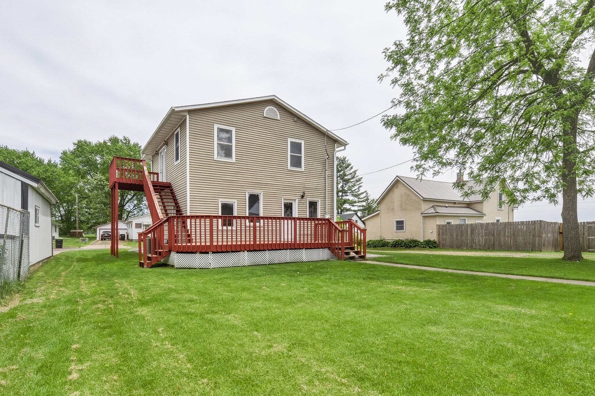 332 Lincoln Street Stanley, WI 54768 - Photo 7 of 37