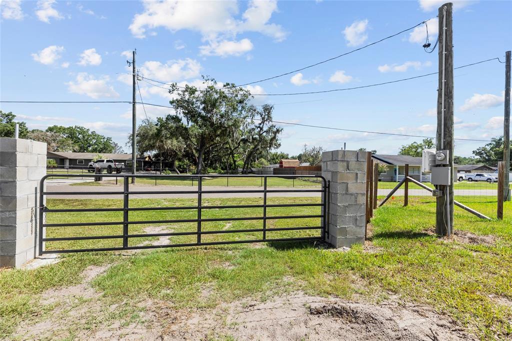 5030 Duque Road Lutz, FL 33549 - Photo 11 of 13