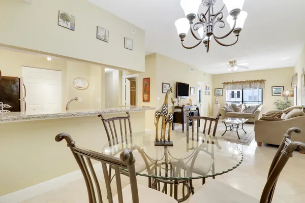 $3,500 | 2802 Sarento Place, Unit 204, Palm Beach Gardens, FL 33410