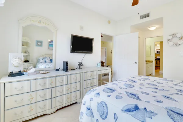 $3,500 | 2802 Sarento Place, Unit 204, Palm Beach Gardens, FL 33410