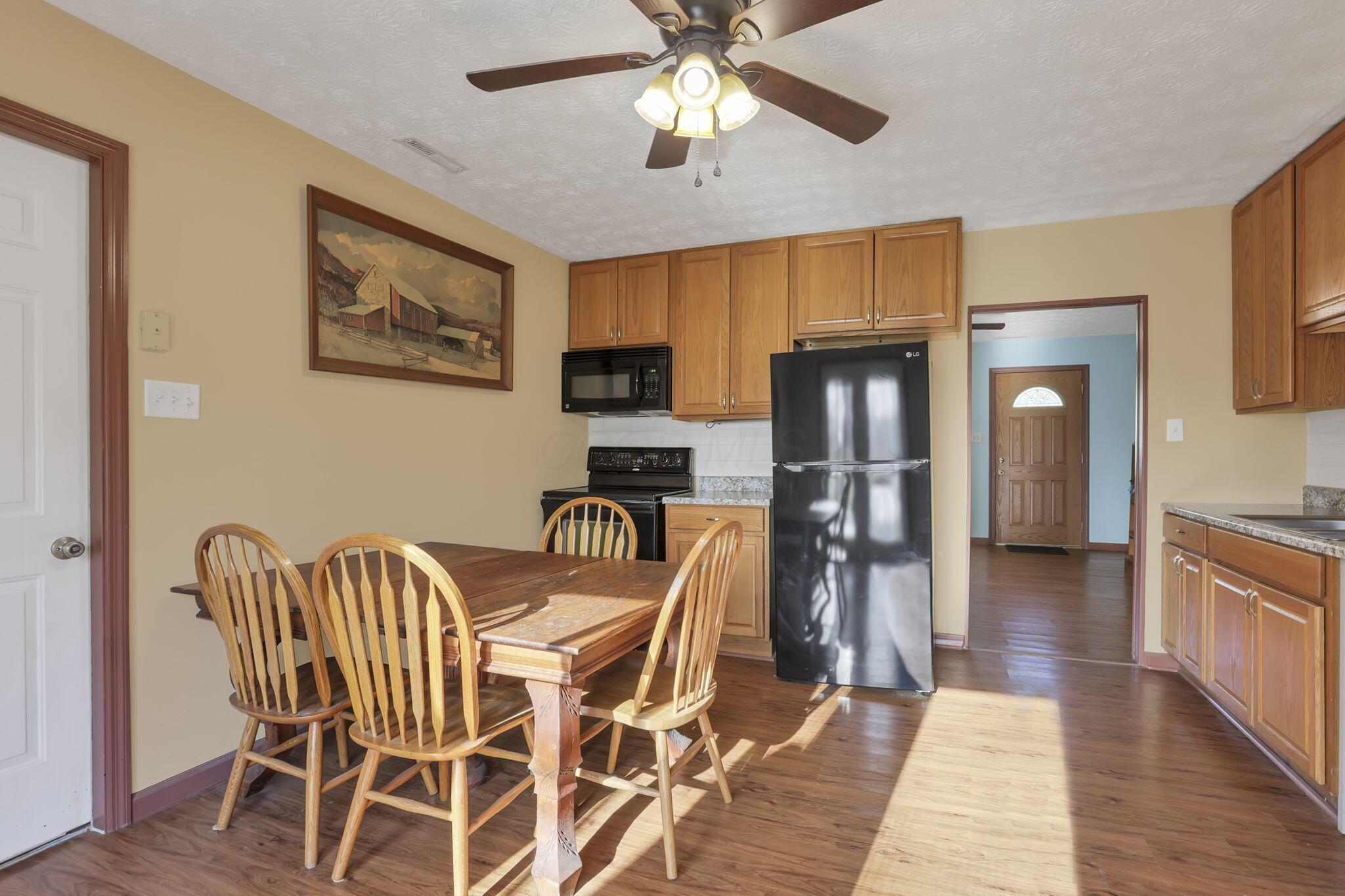76 Ballman Road Reynoldsburg, OH 43068 - Photo 17 of 50 Kitchen
