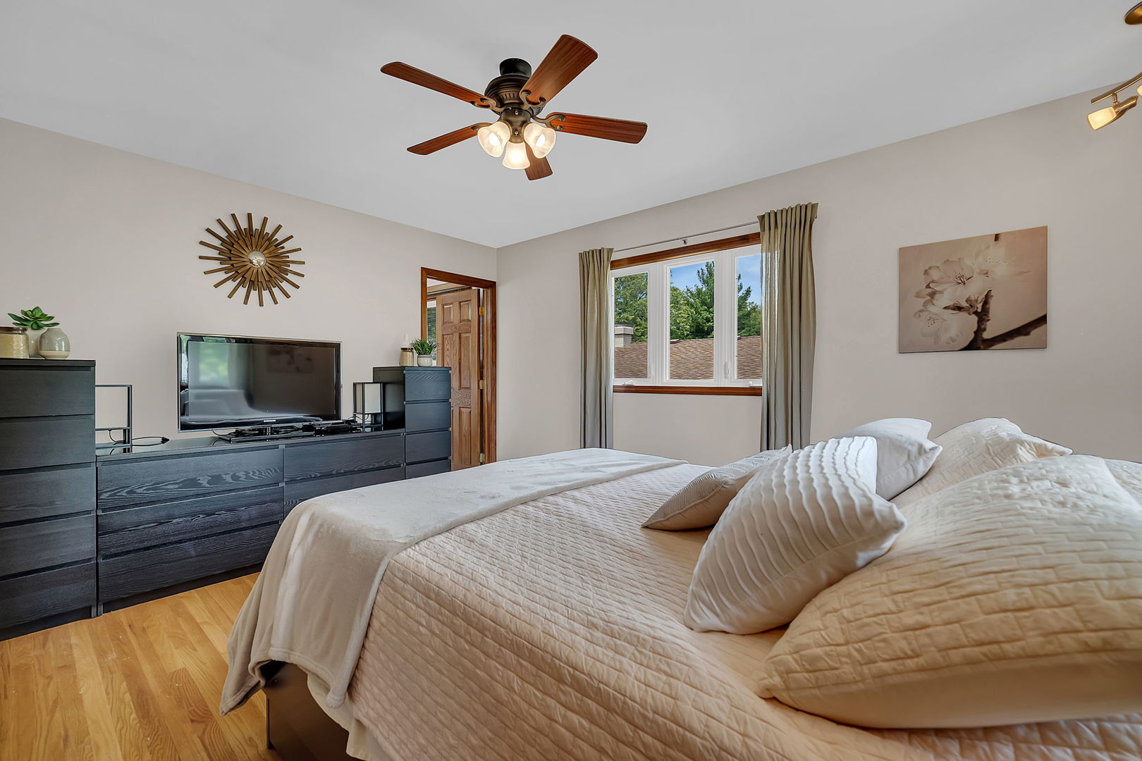 640 Kohley Road Lisle, IL 60532 - Photo 19 of 43 Gallery Image 19