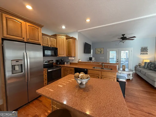 $675,000 | 49 Currahee Point, Toccoa, GA 30577