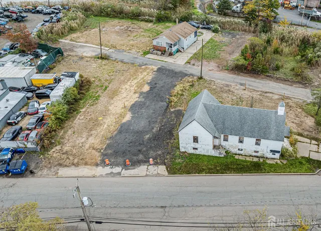 $100,000 | 78 Causeway Street, South River, NJ 08882