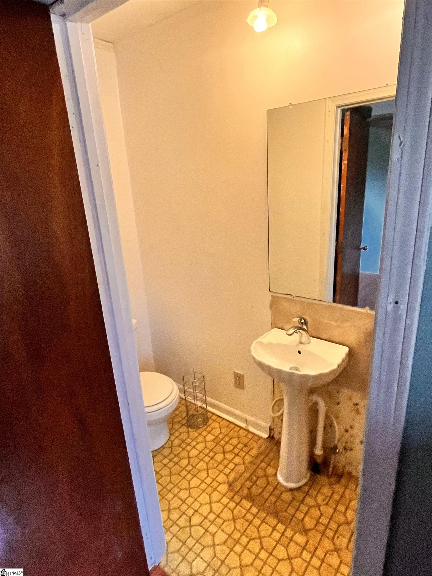 32 School Street Enoree, SC 29335 - Photo 8 of 18