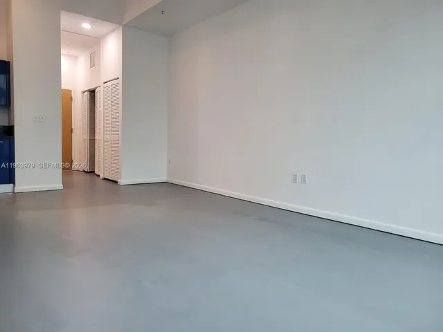 $2,000 | 253 Northeast 2nd Street, Unit 234, Miami, FL 33132