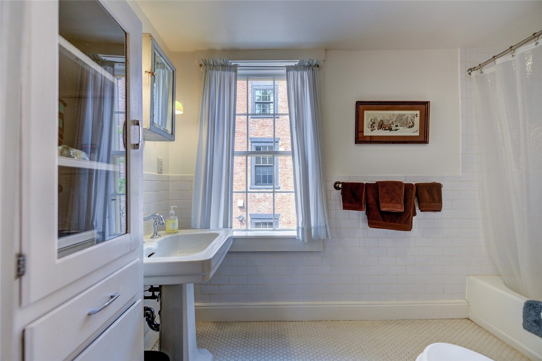 142 Transit Street Providence, RI 02906 - Photo 18 of 50 Gallery Image 18