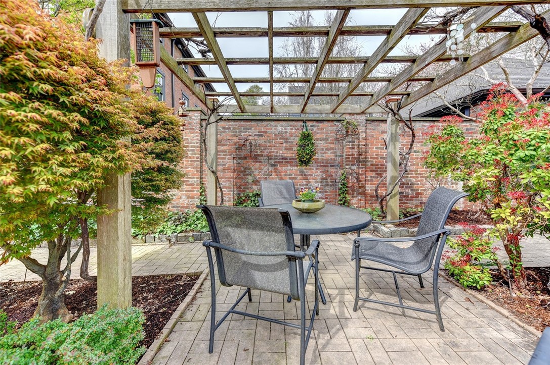 142 Transit Street Providence, RI 02906 - Photo 47 of 50 Gallery Image 47