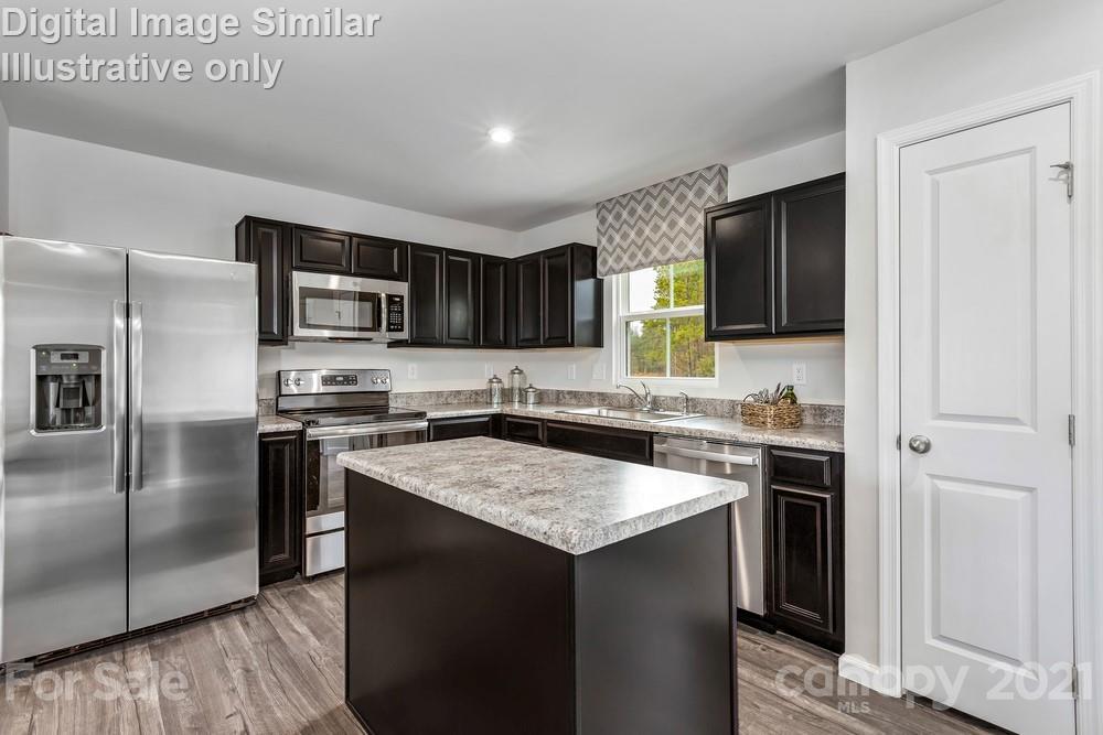 5117 Tinker Field Road, Unit 2017 Charlotte, NC 28215 - Photo 4 of 11 Gallery Image 4