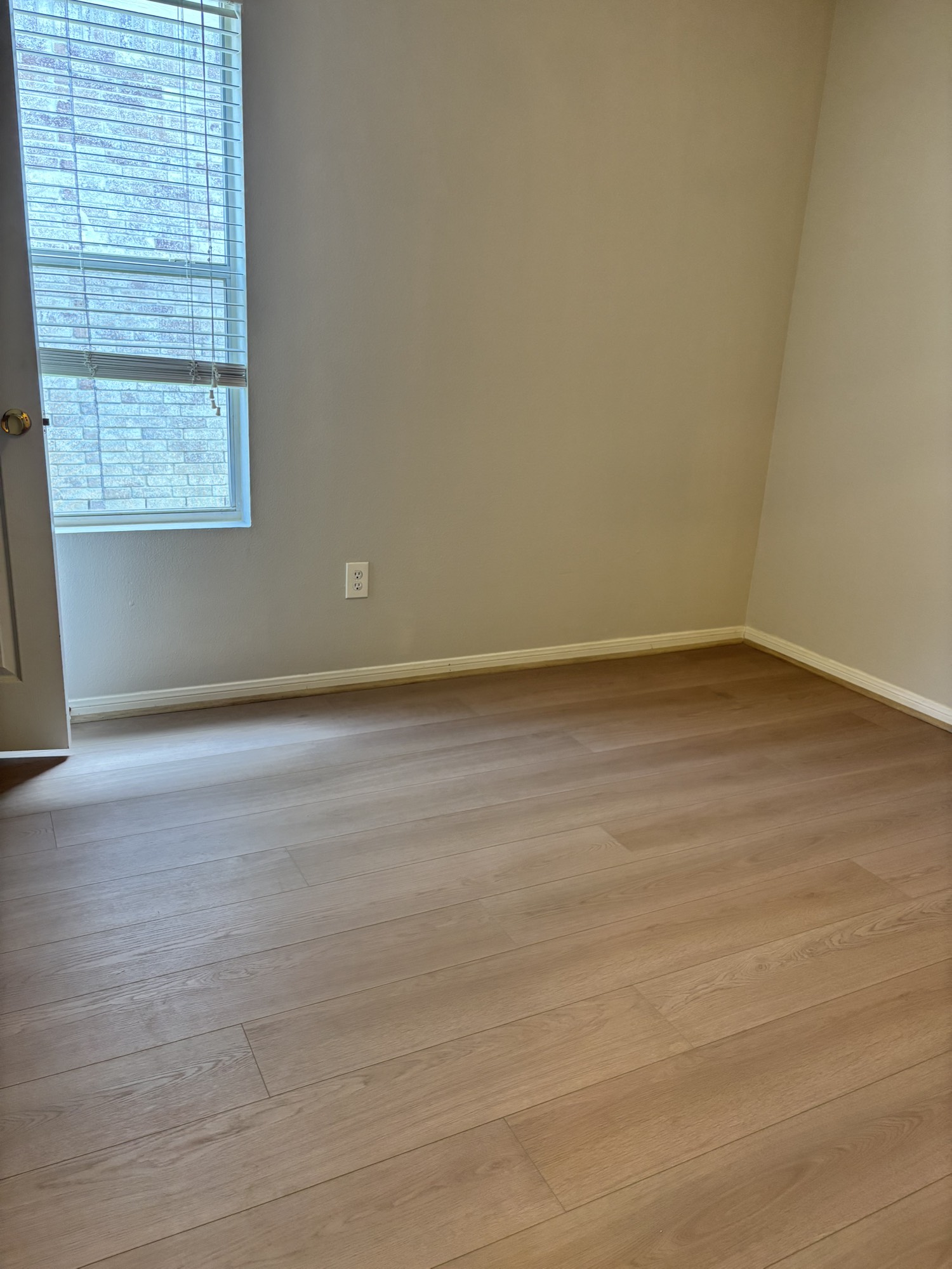 22531 Goss Spring Court Spring, TX 77373 - Photo 17 of 24 2nd bedroom with new floor and fresh paint.