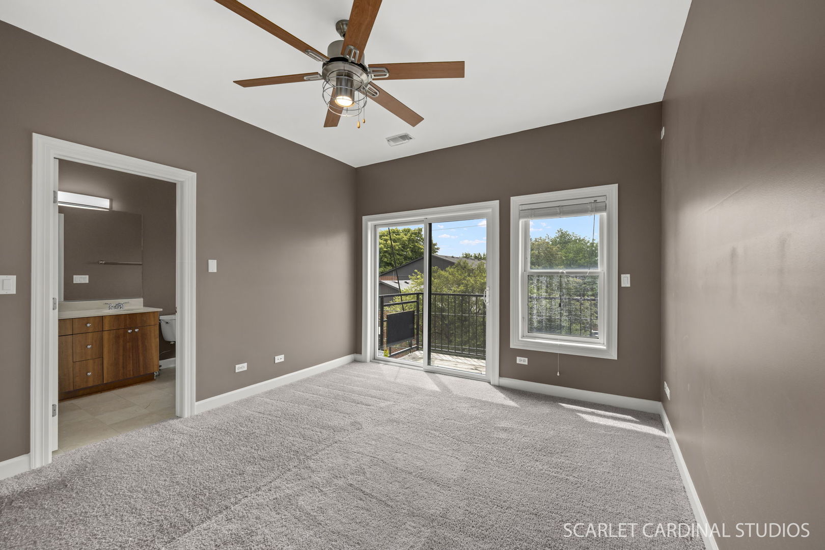 1419 West Fillmore Street, Unit 3W Chicago, IL 60607 - Photo 18 of 26 a view of an empty room with a window