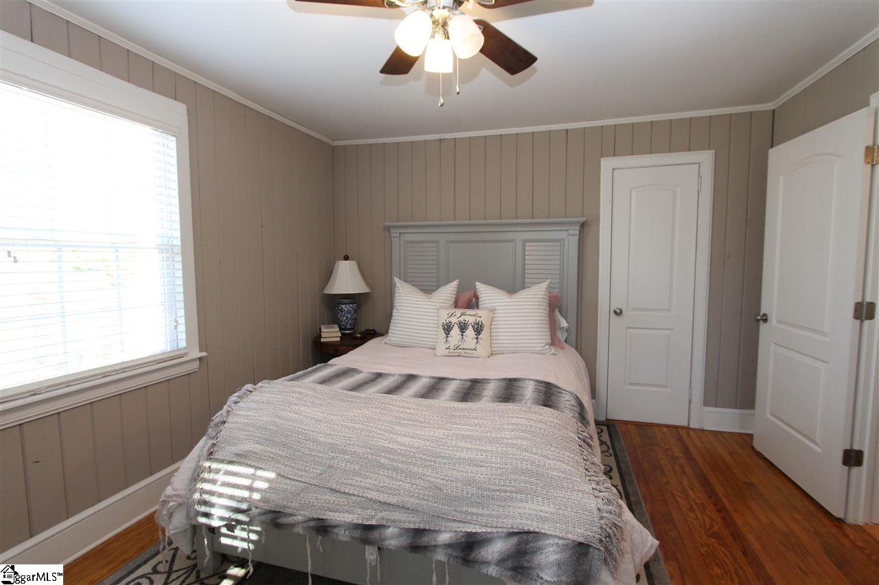 4 Hall Road Greenville, SC 29609 - Photo 12 of 28 Gallery Image 12