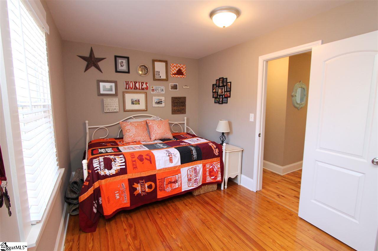 4 Hall Road Greenville, SC 29609 - Photo 14 of 28 Gallery Image 14
