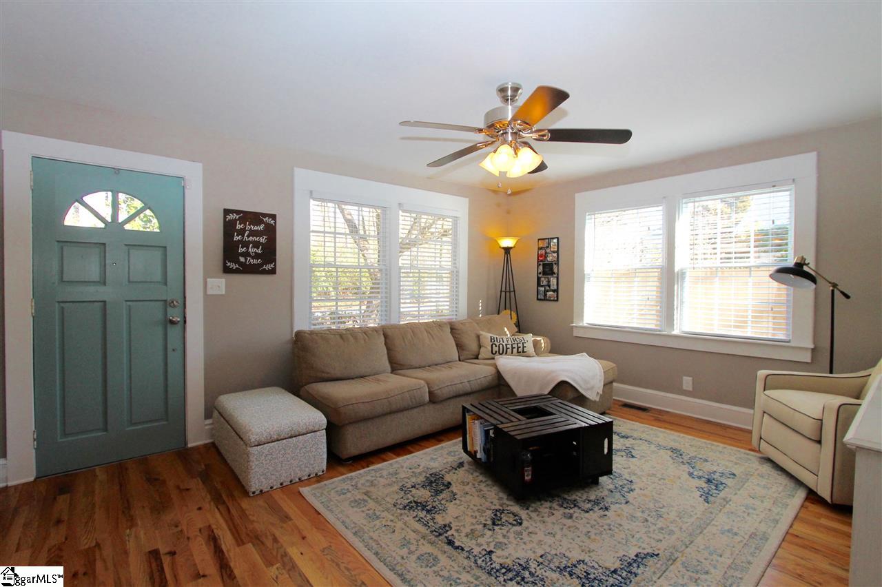 4 Hall Road Greenville, SC 29609 - Photo 9 of 28 Gallery Image 9