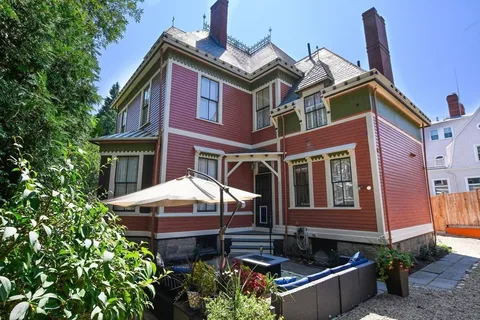 $819,900 | 97 Madison Street, New Bedford, MA 02740