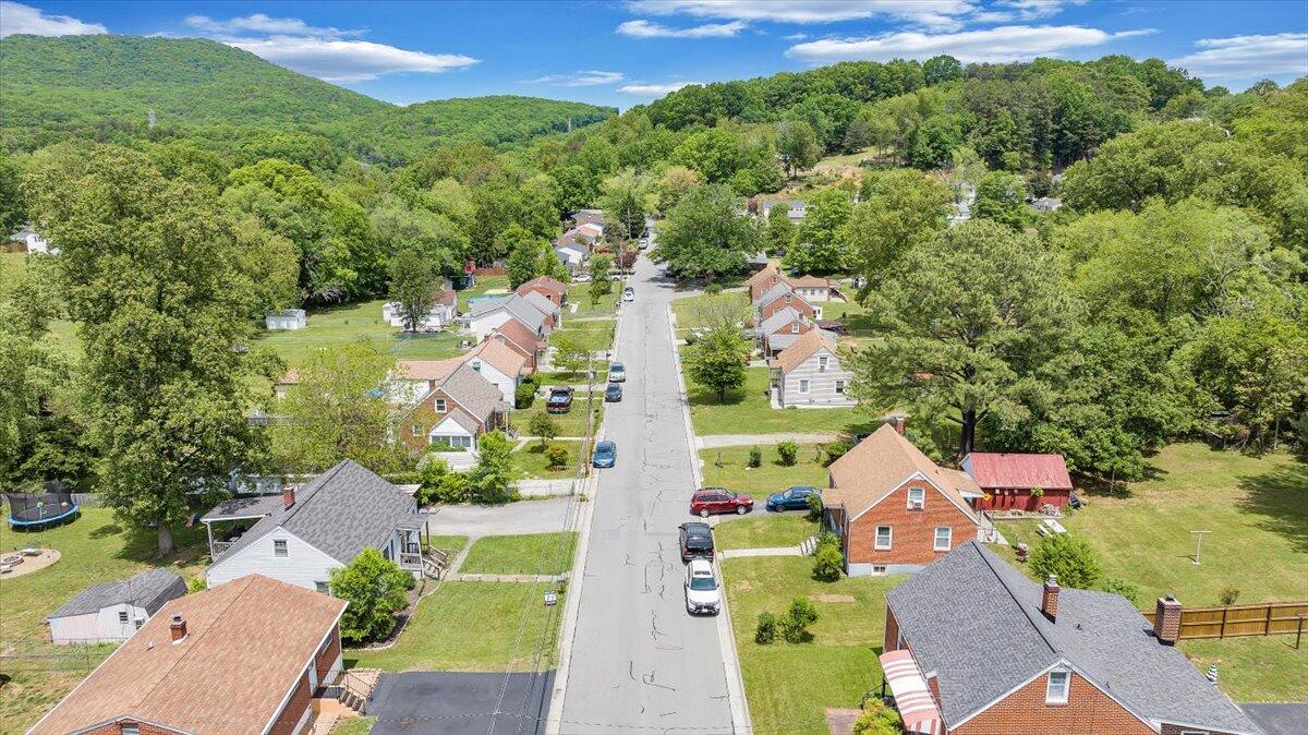3305 Ventnor Road Southeast Roanoke, VA 24014 - Photo 47 of 69 47-DJI_20250507113526_0172_D_MIB