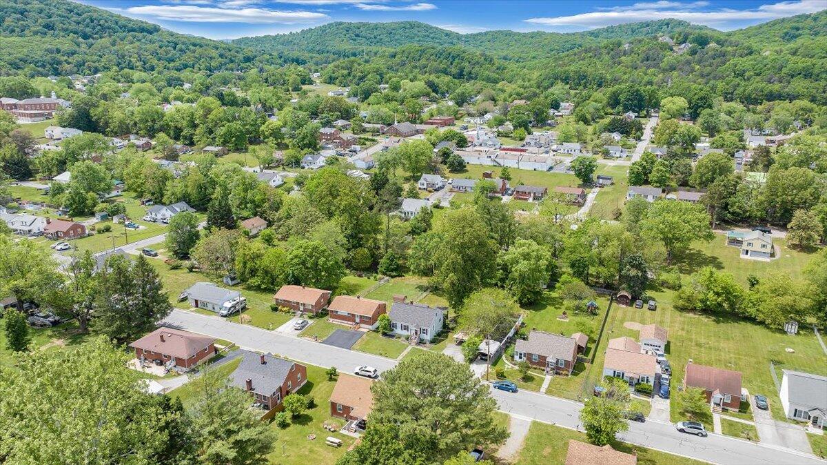 3305 Ventnor Road Southeast Roanoke, VA 24014 - Photo 50 of 69 50-DJI_20250507113618_0175_D_MIB