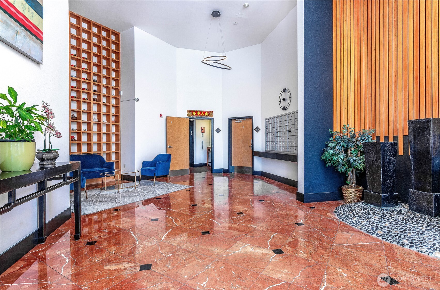 668 South Lane Street, Unit 314 Seattle, WA 98104 - Photo 27 of 29 Gallery Image 27