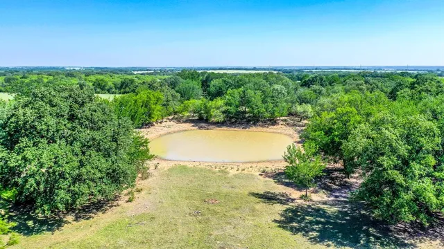 a view of a outdoor space