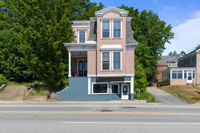 $400,000 | 25 High Street, Somersworth, NH 03878