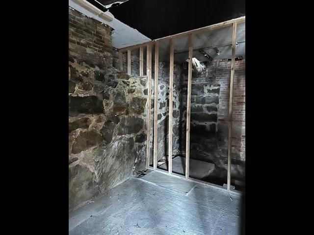 25 High Street Somersworth, NH 03878 - Photo 9 of 19