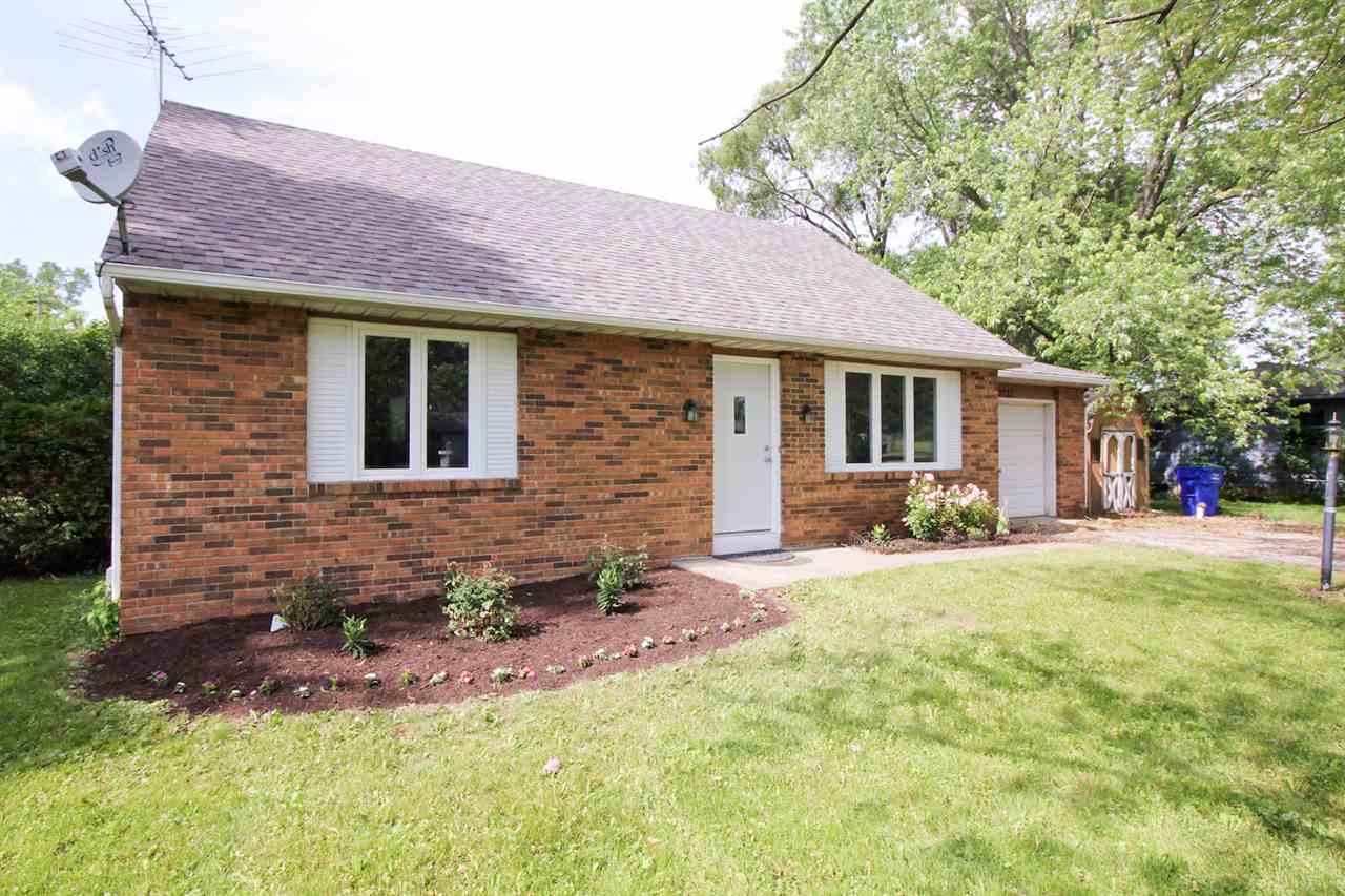 7733 Hosler Road Leo, IN 46765 - Photo 1 of 23 Gallery Image 1