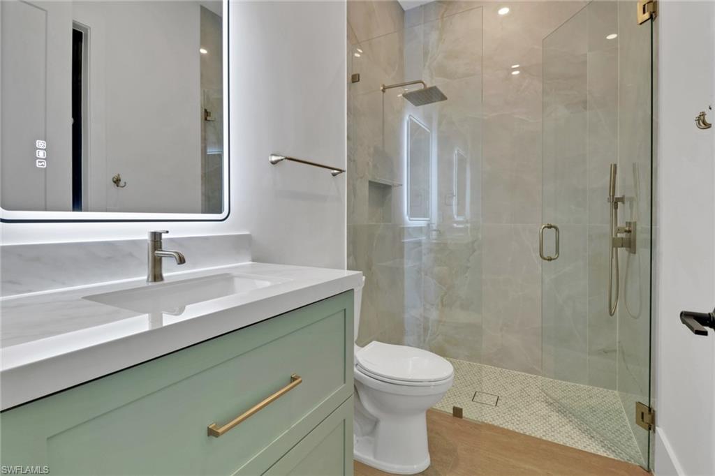 524 13th Street Southwest Naples, FL 34117 - Photo 23 of 37